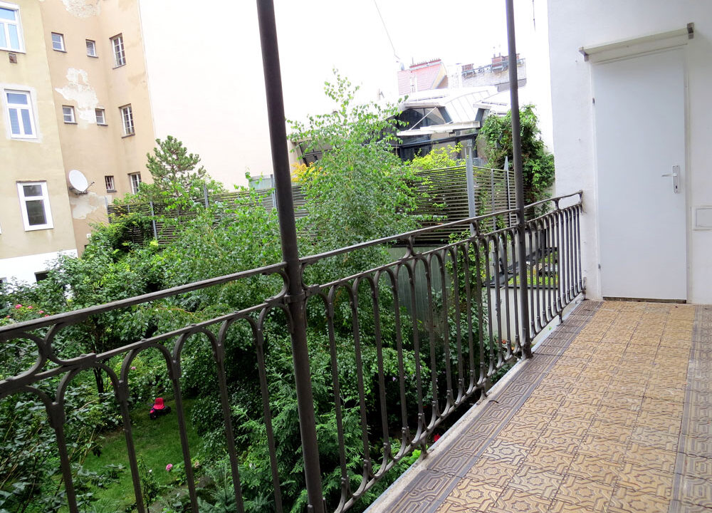 17_lacknerg_balkon_garten