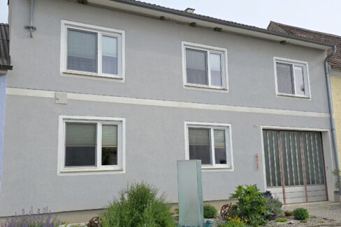 2042_grossnondorf_hausansicht