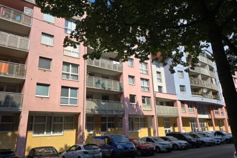 1200_leystr_haus