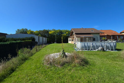 3701_grosswiesen_haus_garten